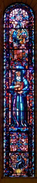 Louise de Marillac qui porte la Règle des Filles de la Charité, soigne les malades, accueille les enfants trouvés