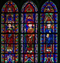 Trois saints évêques sous des dais 