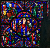 Baie 0  (Verrière typologique de la Passion): Crucifixion - Moïse et le rocher de l'Horeb - Le serpent d'airain - Le prophète Élie et la veuve de Sarepta (?) - La Pâque juive 