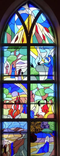 A Mairieux, dans l'église Saint-André, vitrail d'Abraham par Marie-Noëlle Frumin