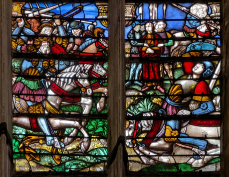 Baie 121 de la cathédrale de Sens: Abram secourt Lot attaqué par 4 rois voisins
