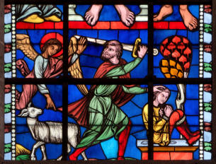 Cathédrale Saint-Étienne d'Auxerrre: Baie 113