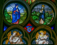Baie 6: Anges musiciens - La Vierge et saint Jean