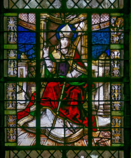 Baie 33: Évêque assis